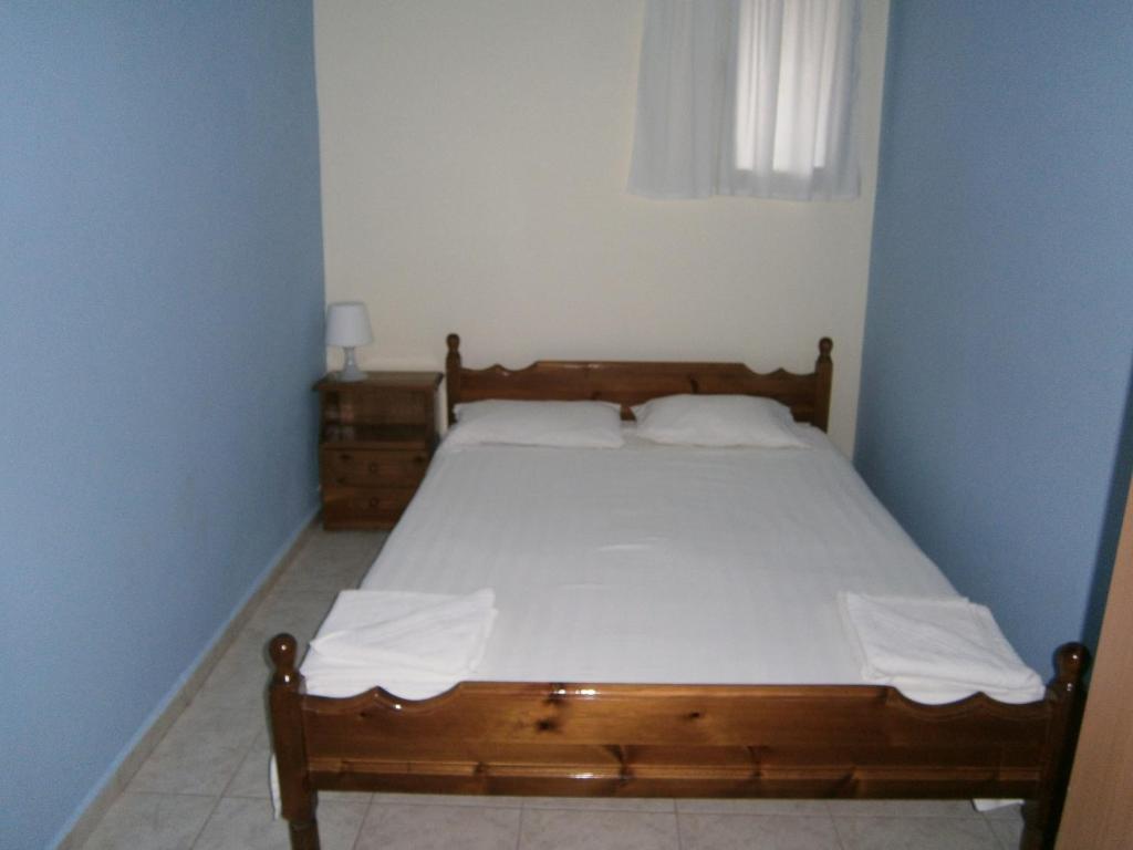 Petros Studios Poros  Bilik gambar